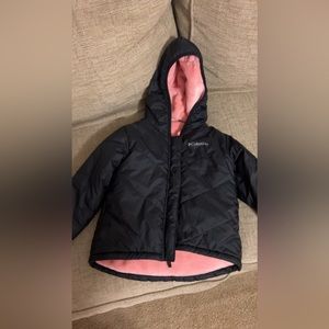 Girls XS Columbia winter coat. In like new condition, worn very little